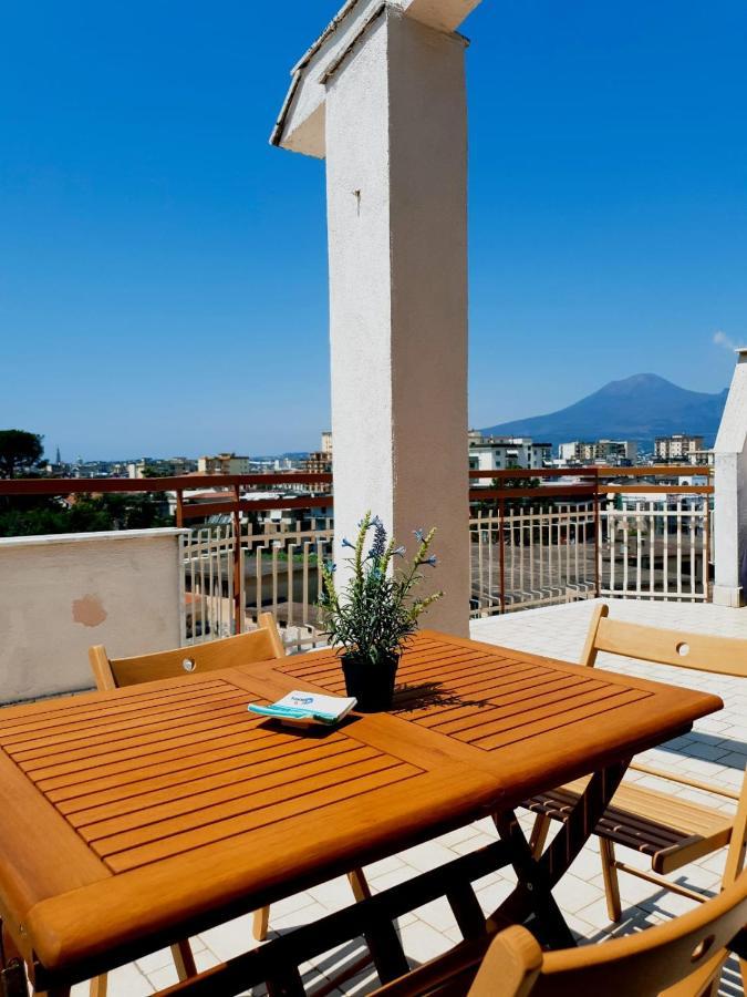Renovated Loft With Vesuvio View Terrace Scafati Exterior foto